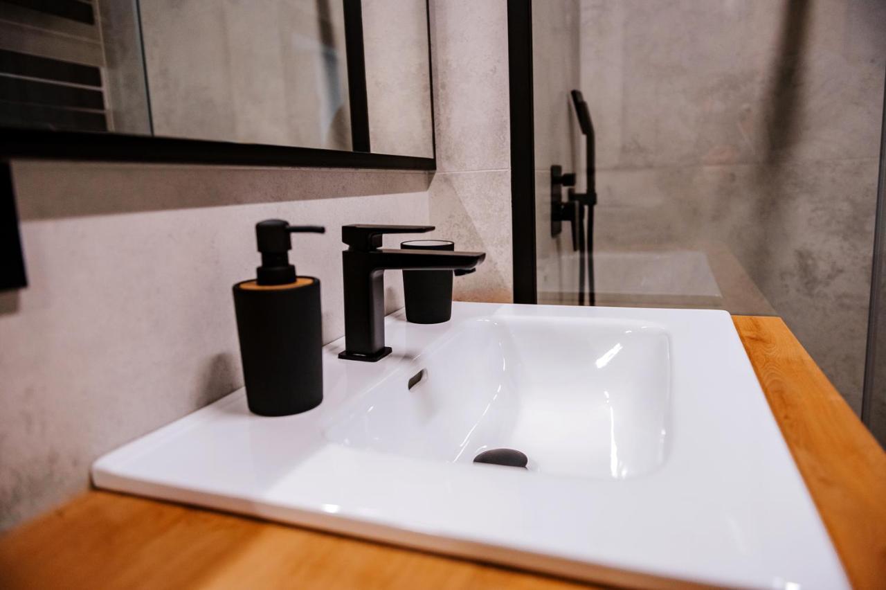 Apartament Turkusowy - Basen, Sauna, Klimatyzacja Dziwnów エクステリア 写真